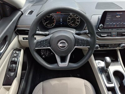 2023 Nissan Altima SV