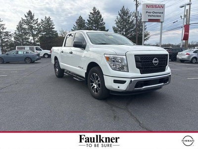 2023 Nissan TITAN Crew Cab SV