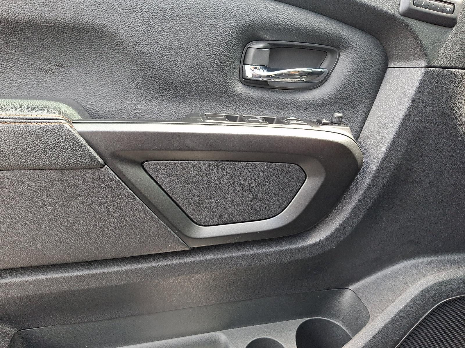 2023 Nissan TITAN Crew Cab PRO-4X®