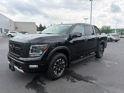 2023 Nissan TITAN Crew Cab PRO-4X®
