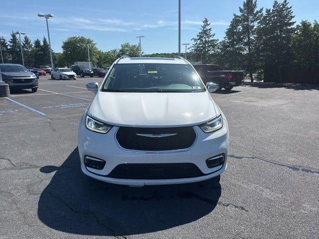 2021 Chrysler Pacifica Hybrid Limited FWD
