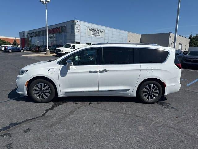 2021 Chrysler Pacifica Hybrid Limited FWD
