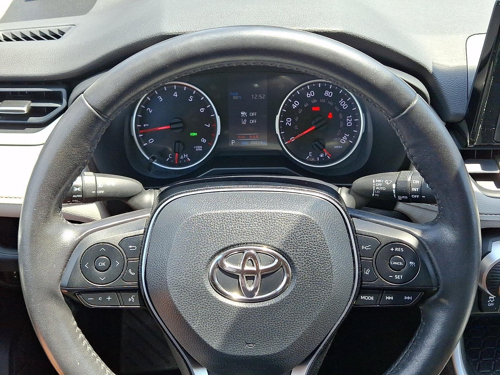 2019 Toyota RAV4 XLE Premium AWD (Natl)