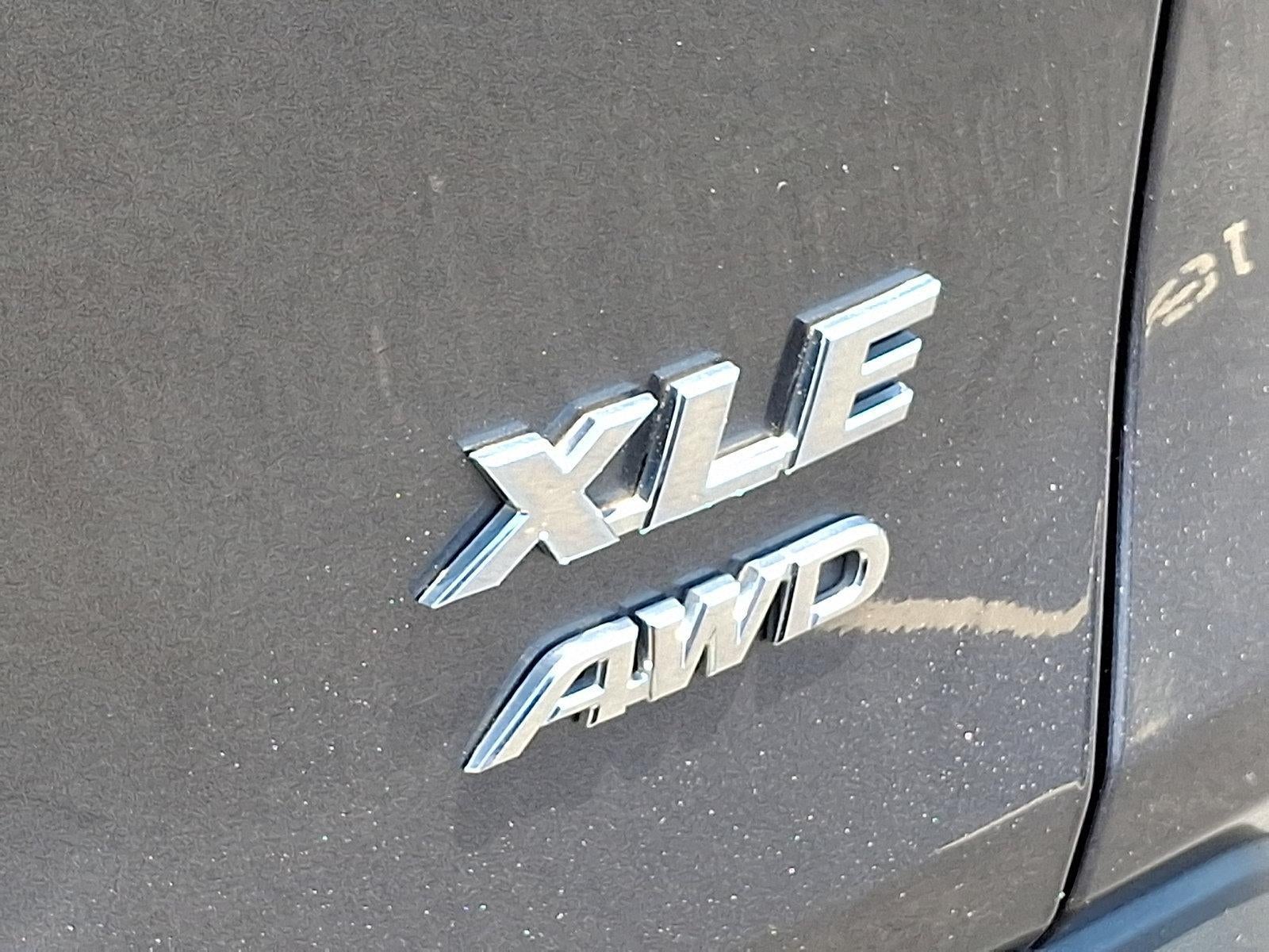 2019 Toyota RAV4 XLE Premium AWD (Natl)