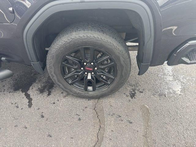 2022 GMC Sierra 1500 Crew Cab Short Box 4-Wheel Drive Elevation 3SB