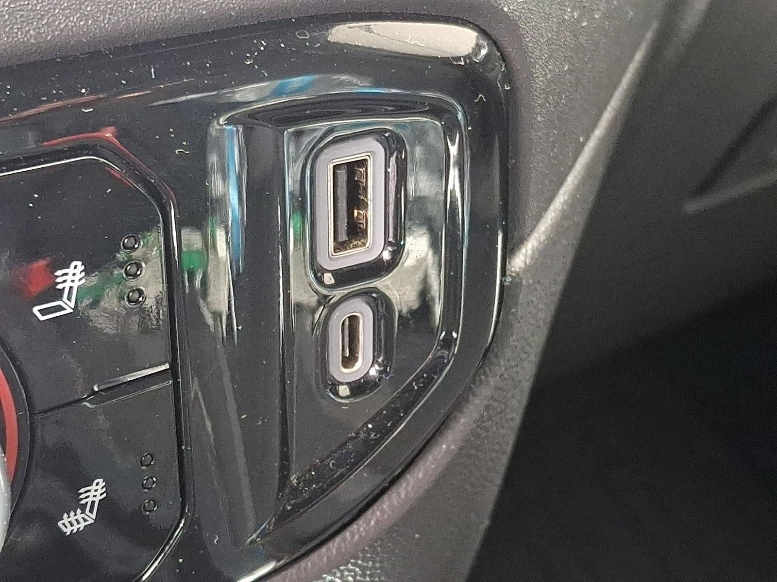2022 GMC Sierra 1500 Crew Cab Short Box 4-Wheel Drive Elevation 3SB