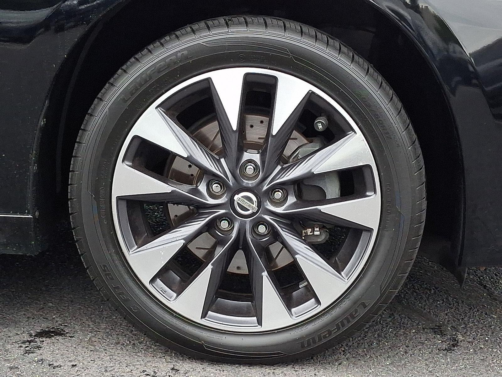2017 Nissan Sentra SR Turbo Manual