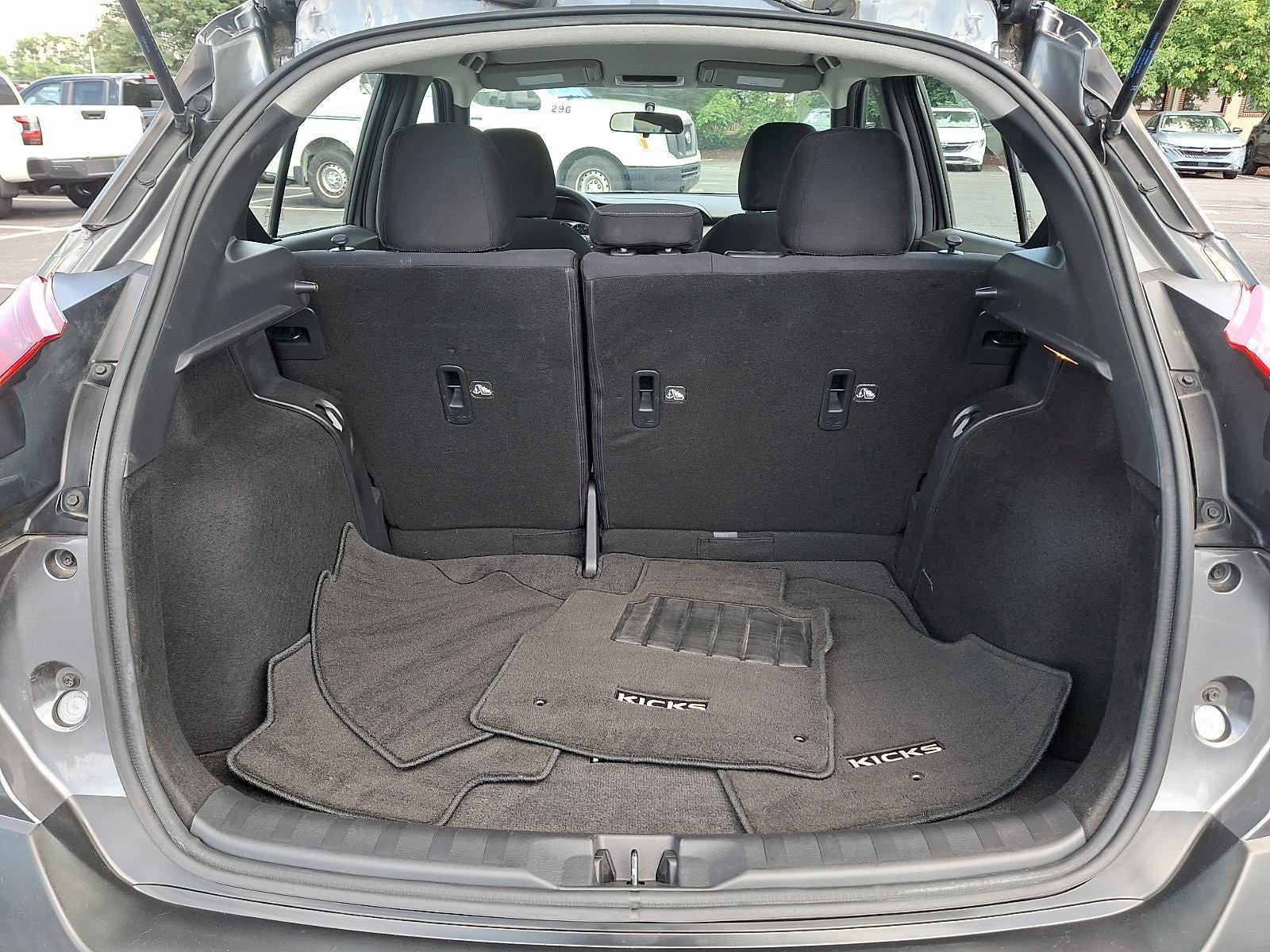 2019 Nissan Kicks S
