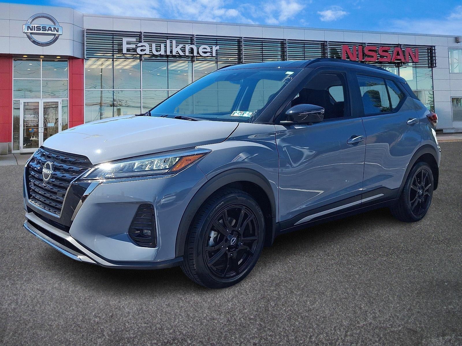 2023 Nissan Kicks SR