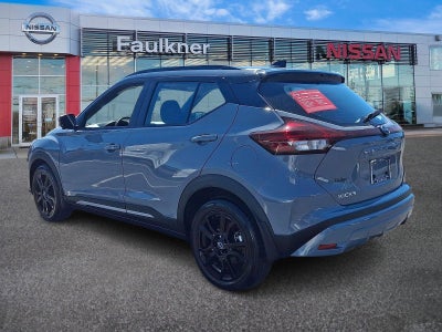 2023 Nissan Kicks SR
