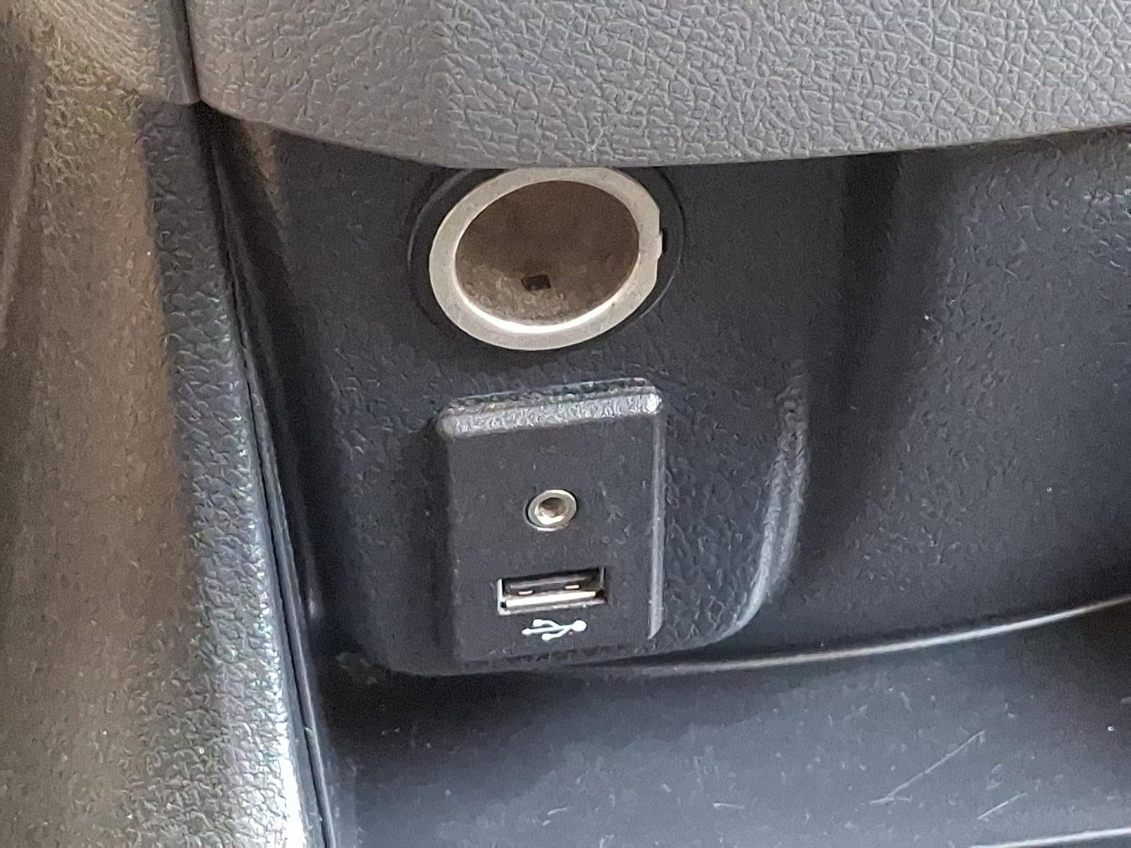 2017 Nissan NV200 Compact Cargo I4 SV