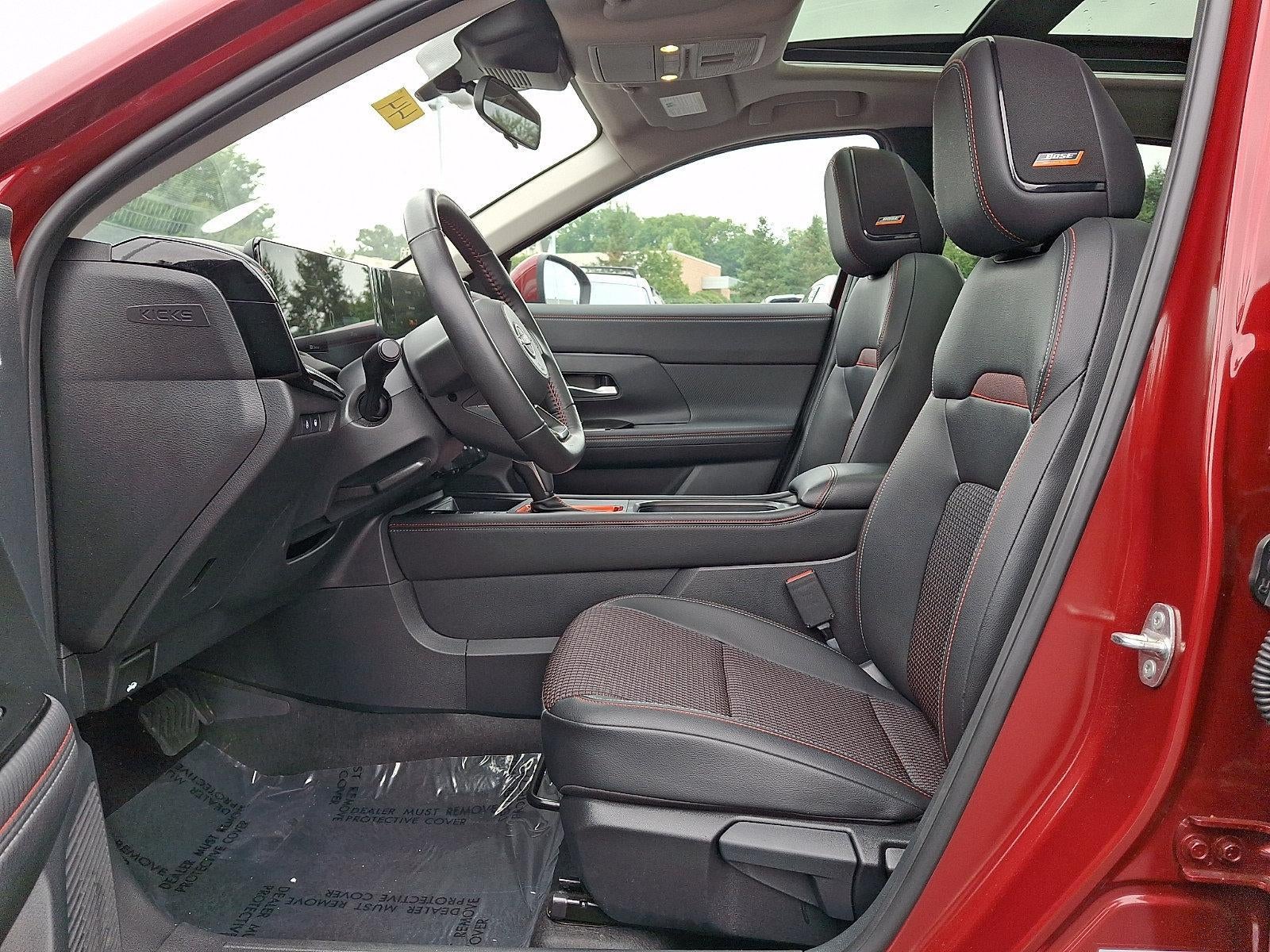 2025 Nissan Kicks SR