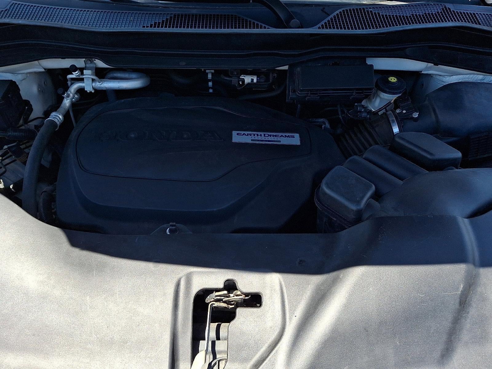 2016 Honda Pilot AWD EX-L with DVD Rear Entertainment System