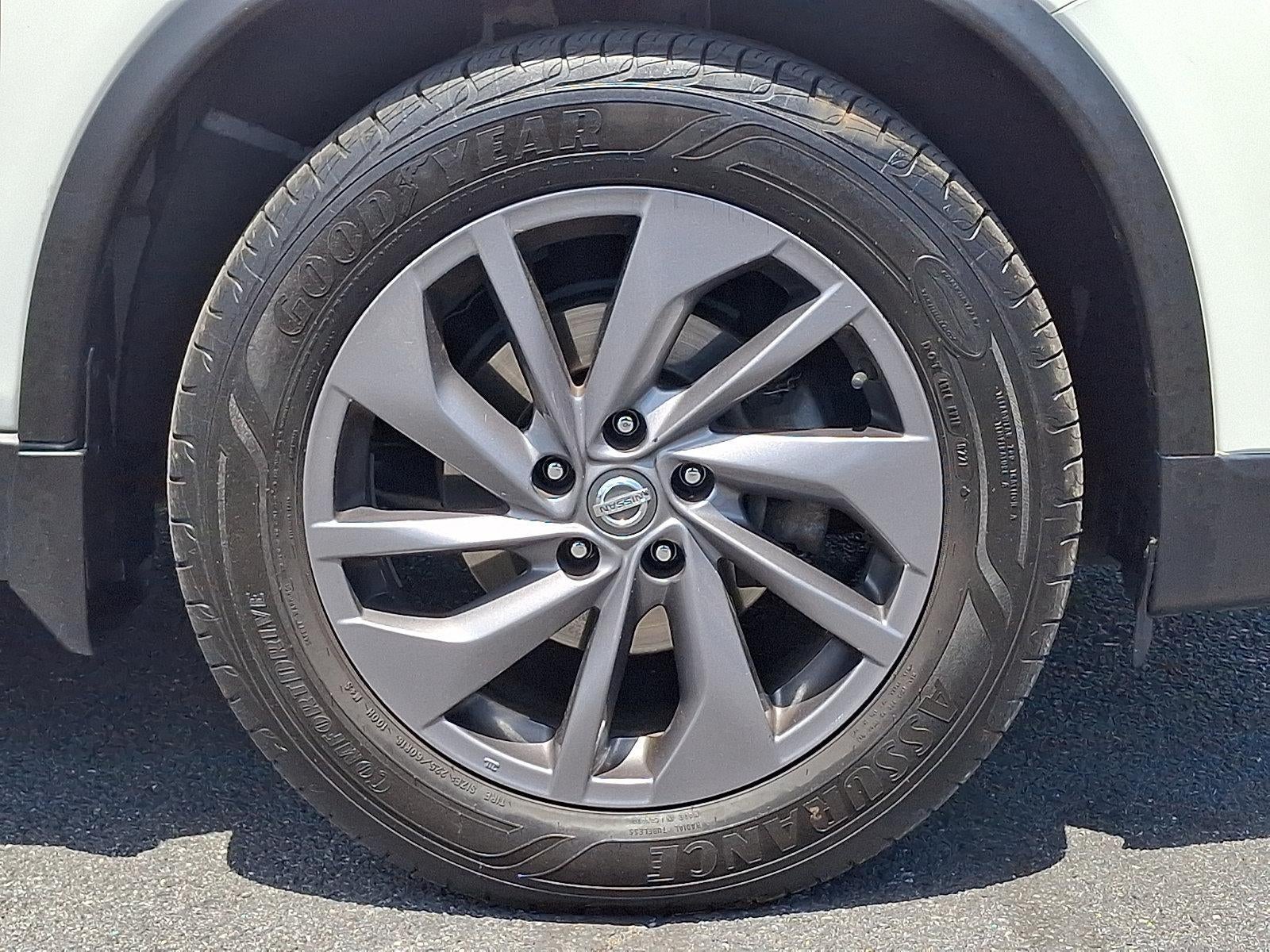 2016 Nissan Rogue AWD 4dr SL