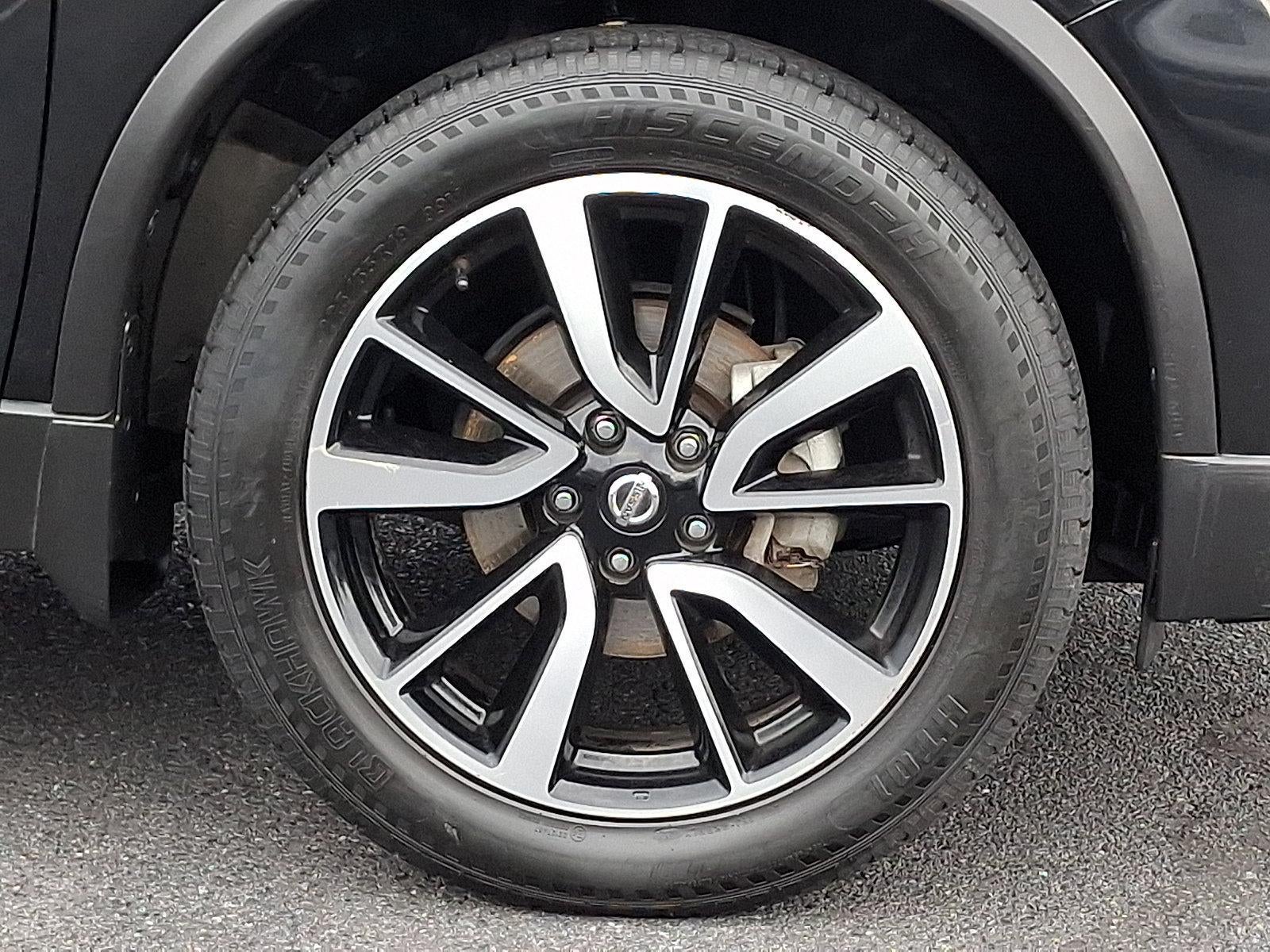 2020 Nissan Rogue SL