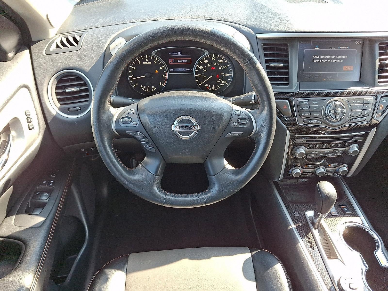 2020 Nissan Pathfinder SL