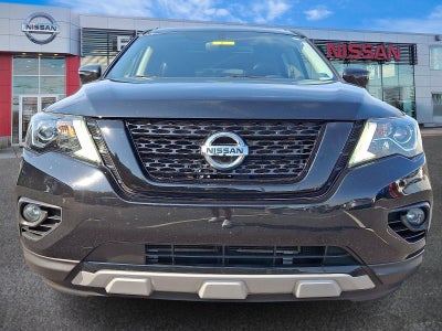 2020 Nissan Pathfinder SL
