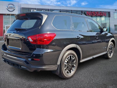 2020 Nissan Pathfinder SL