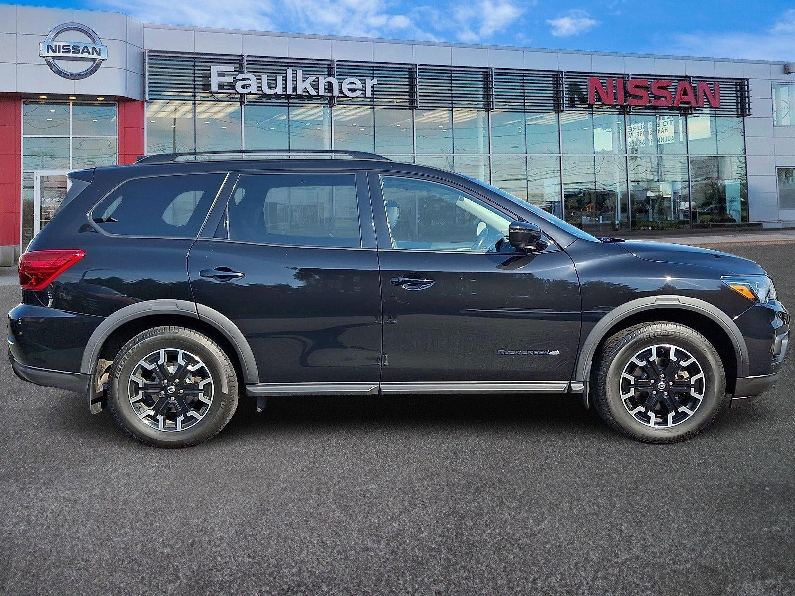 2020 Nissan Pathfinder SL
