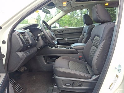 2023 Nissan Pathfinder SV