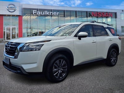 2023 Nissan Pathfinder SV