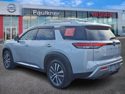 2022 Nissan Pathfinder Platinum