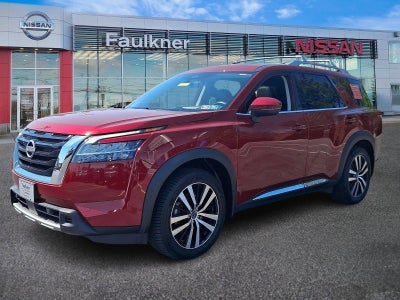 2023 Nissan Pathfinder Platinum