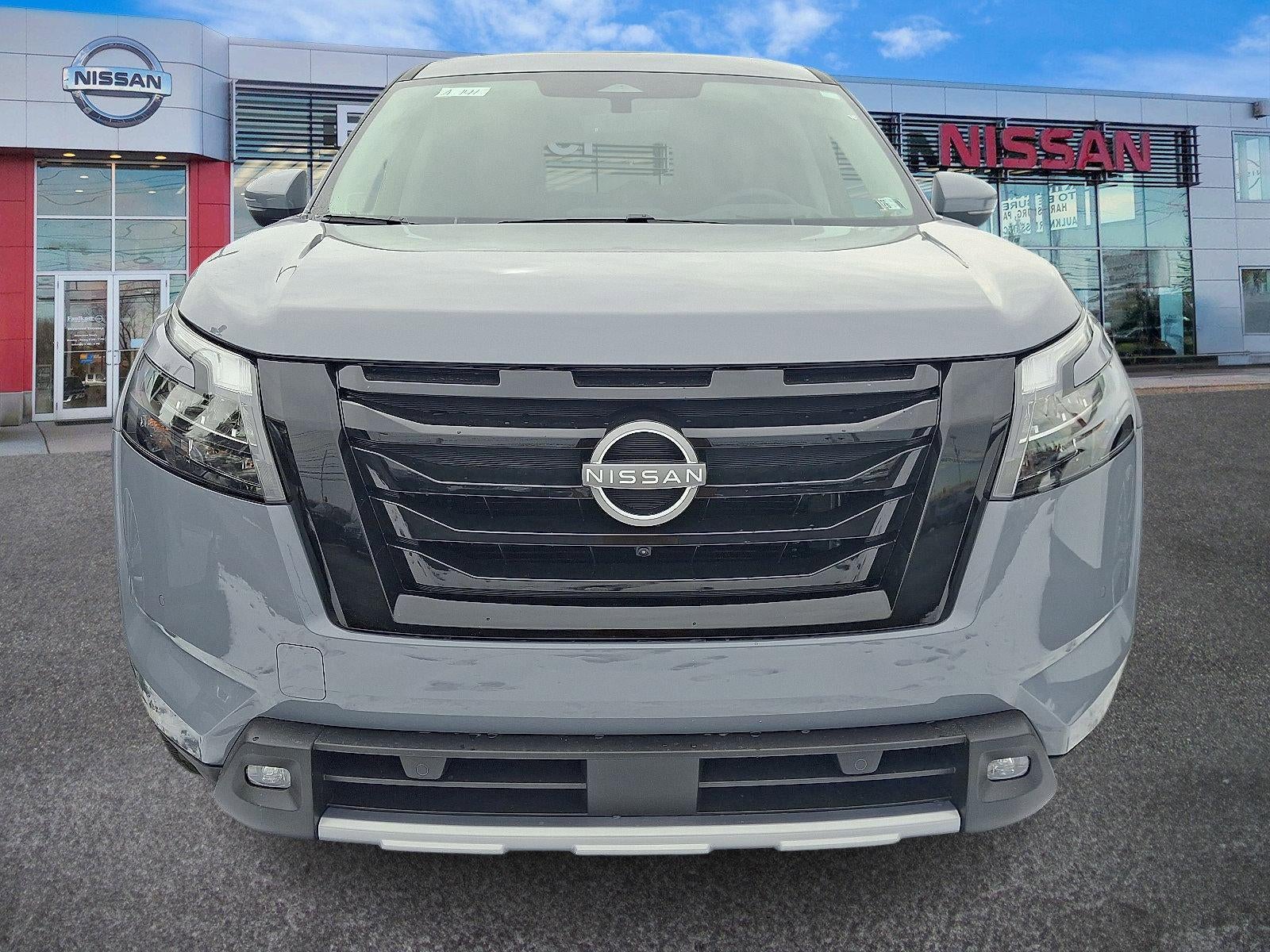 2025 Nissan Pathfinder Platinum