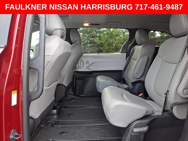 2026 Toyota Sienna XLE FWD 7-Passenger (Natl)