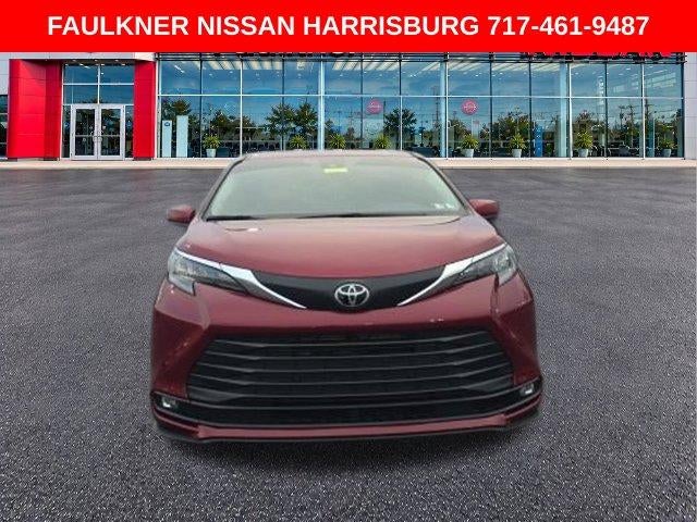 2026 Toyota Sienna XLE FWD 7-Passenger (Natl)