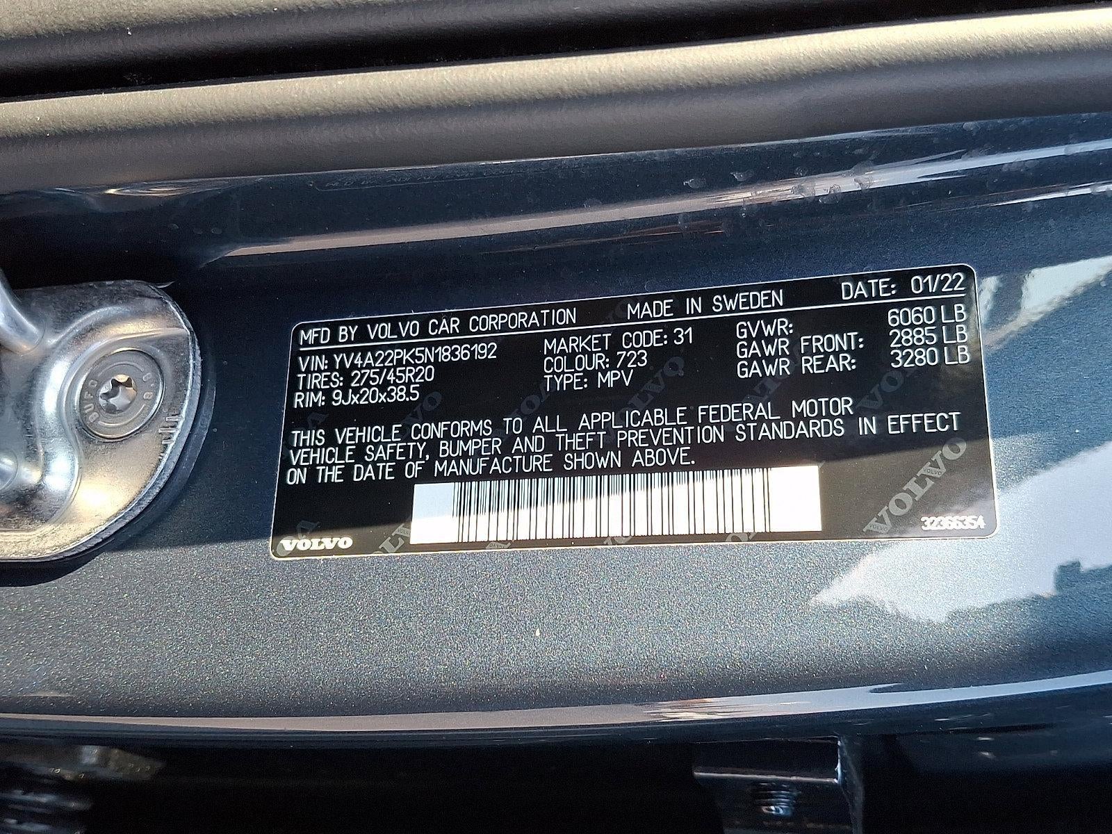 2022 Volvo XC90 T6 AWD Momentum 7P