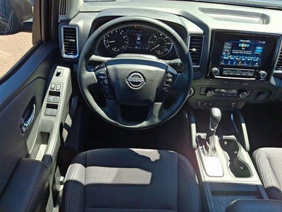 2024 Nissan Frontier Crew Cab 4x4 SV