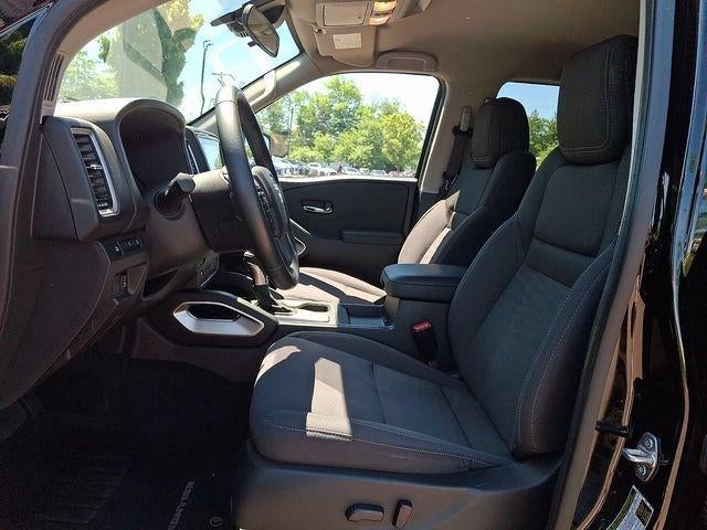 2024 Nissan Frontier Crew Cab 4x4 SV