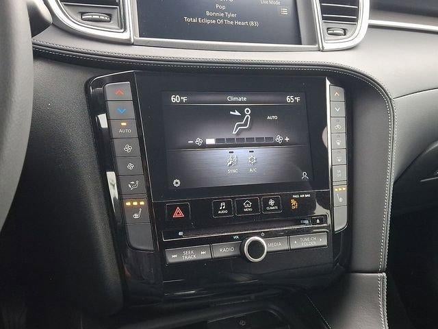 2023 INFINITI QX50 LUXE AWD