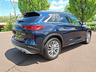2023 INFINITI QX50 LUXE AWD