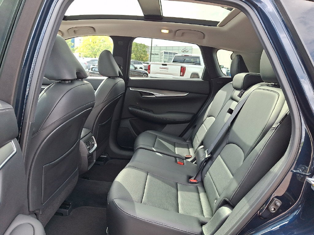 2023 INFINITI QX50 LUXE AWD