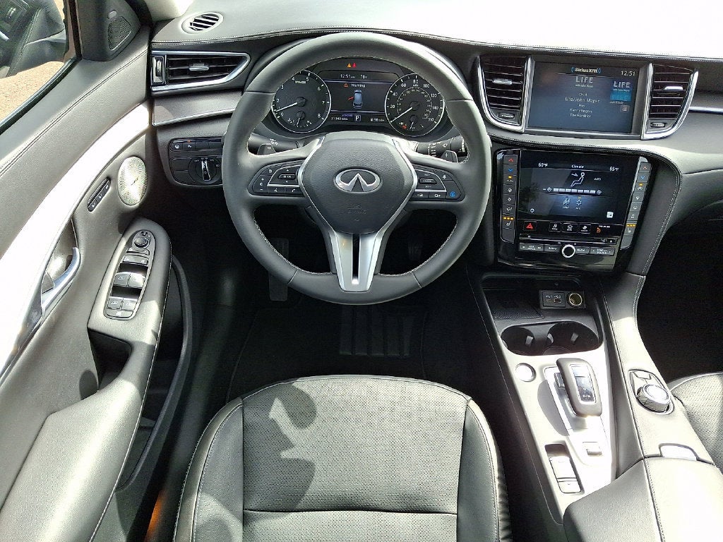 2023 INFINITI QX50 LUXE AWD