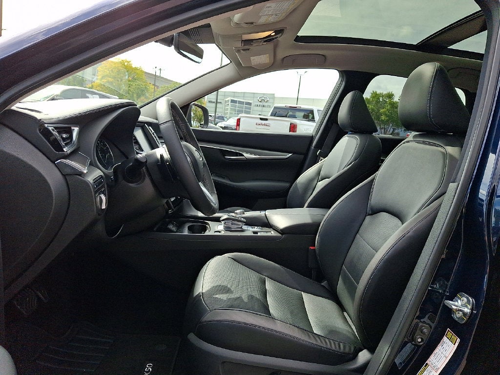 2023 INFINITI QX50 LUXE AWD