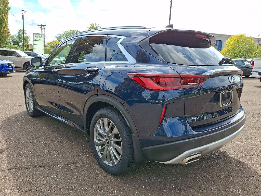 2023 INFINITI QX50 LUXE AWD