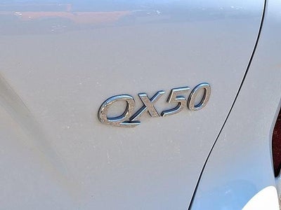 2023 INFINITI QX50 LUXE AWD