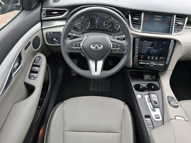 2023 INFINITI QX50 LUXE AWD