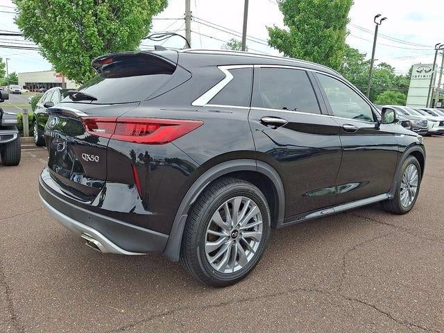 2023 INFINITI QX50 LUXE AWD