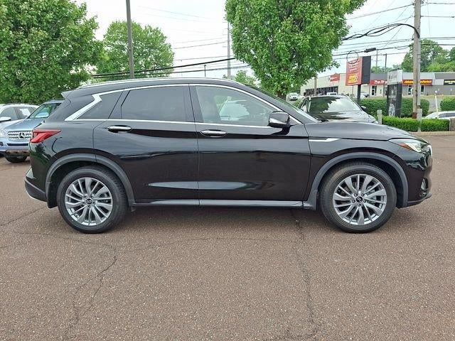 2023 INFINITI QX50 LUXE AWD