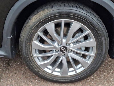 2023 INFINITI QX50 LUXE AWD