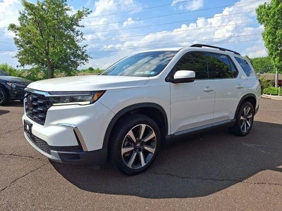 2023 Honda Pilot Touring AWD