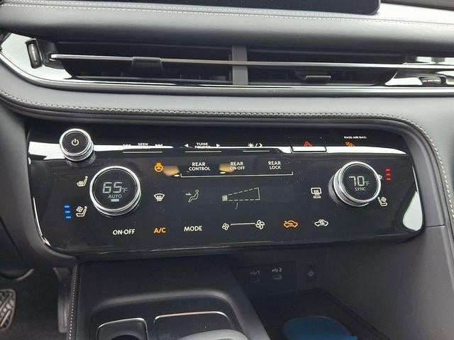 2027 INFINITI QX60 LUXE AWD