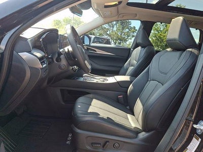2025 INFINITI QX60 LUXE AWD