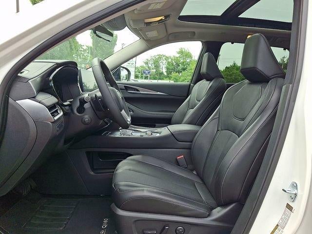 2025 INFINITI QX60 LUXE AWD