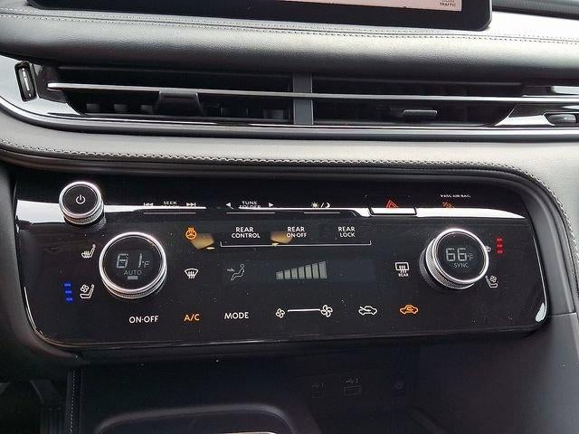 2025 INFINITI QX60 LUXE AWD