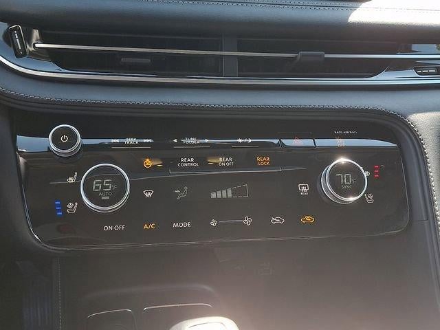2023 INFINITI QX60 LUXE FWD